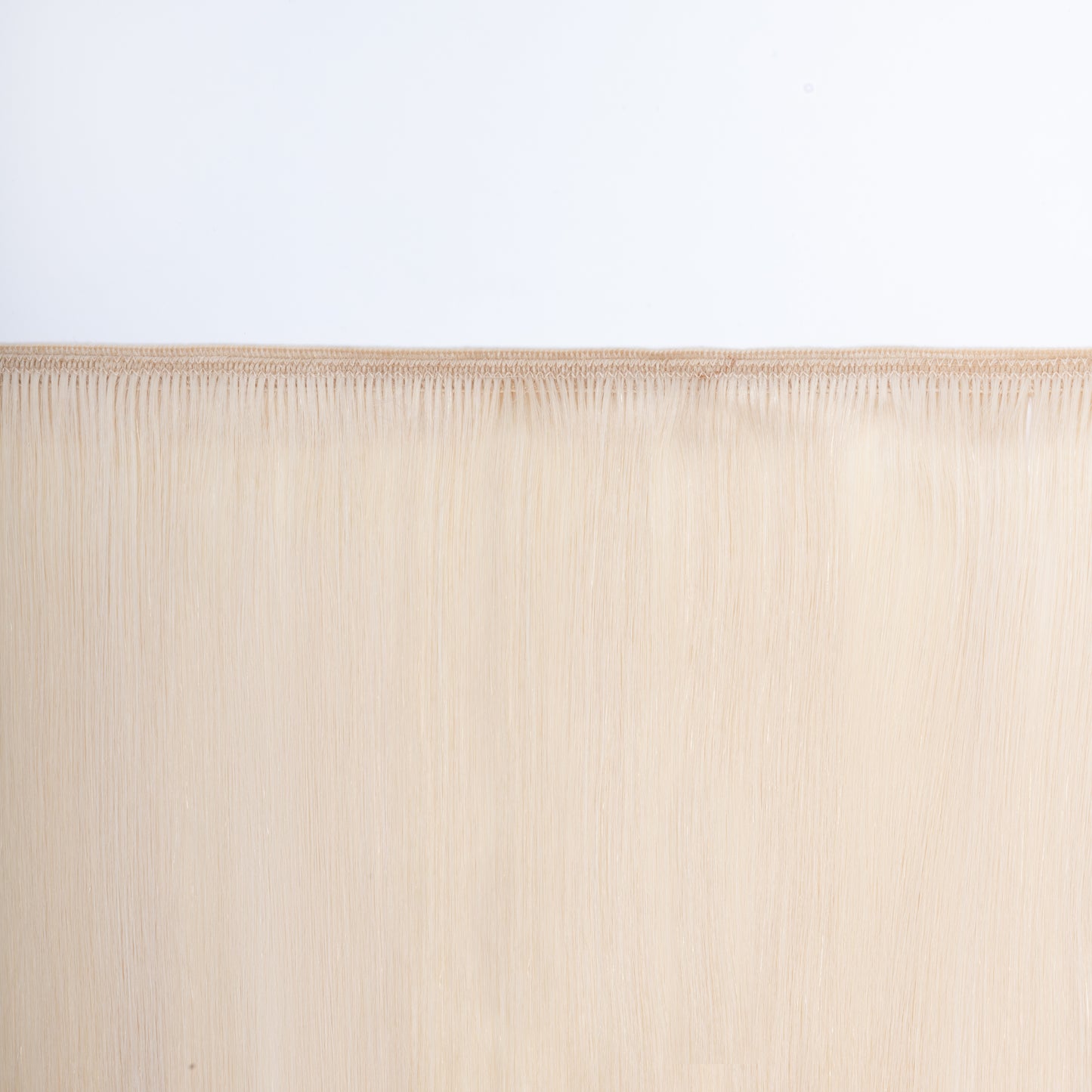 60A Most Platinum Ash - Machine Weft