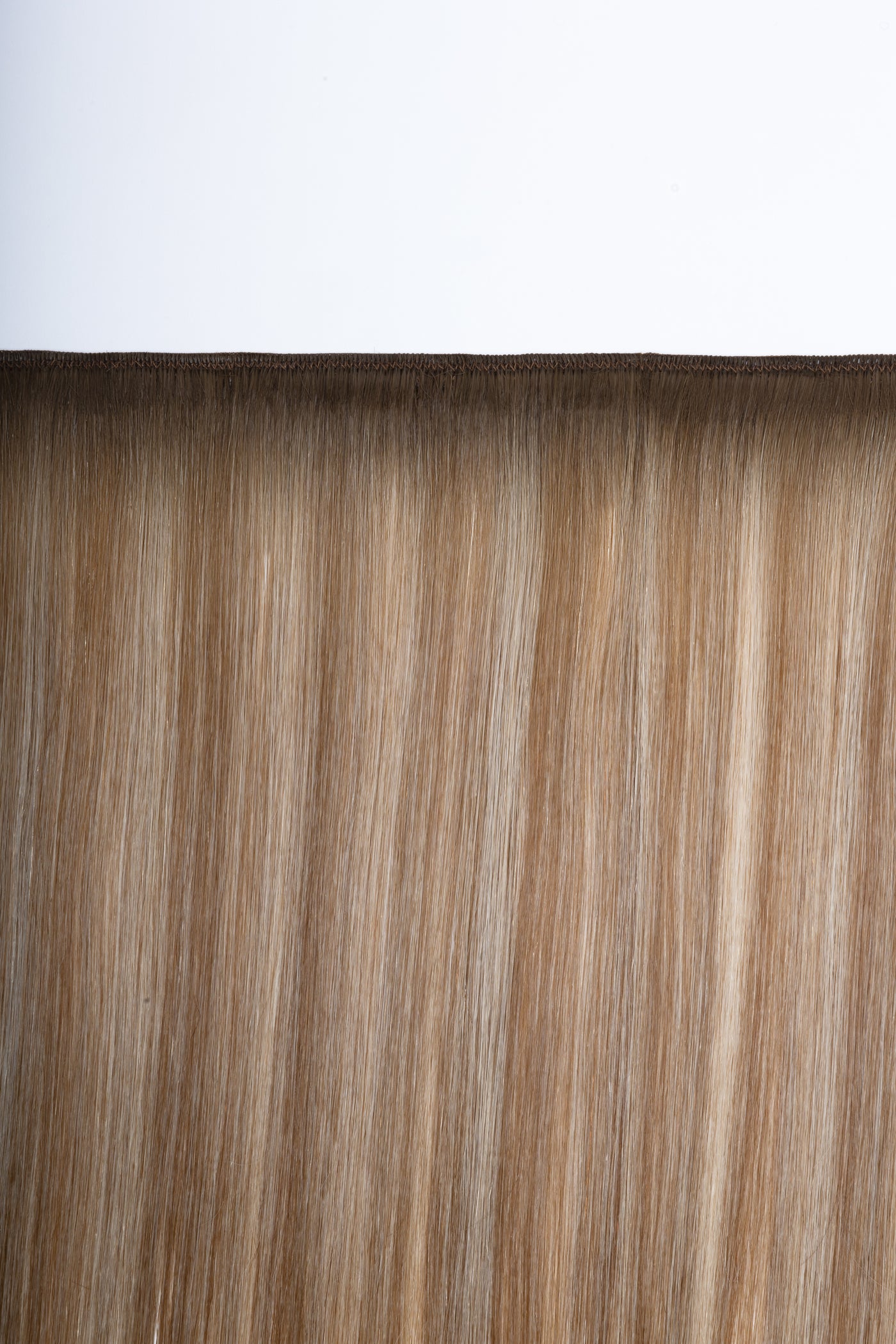Victoria Root Tap - Straight Machine Weft