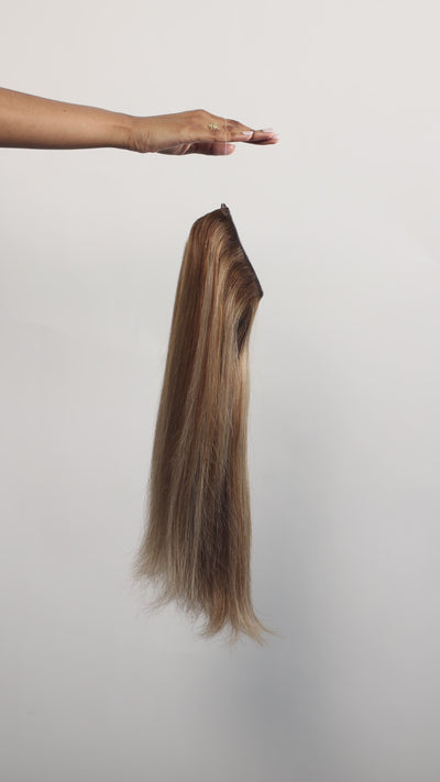 Como AquaLyna Aura Hair Extension